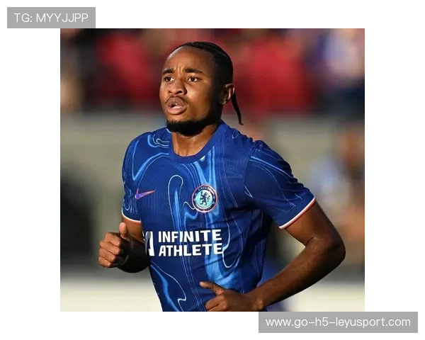 AC米兰重磅引援：签下梅西式的短传大师，开启渗透新篇章