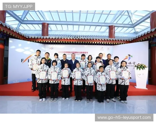 俱乐部支持青少年运动员家庭合理安排训练与学业，关于进一步加强青少年体育俱乐部建设的通知